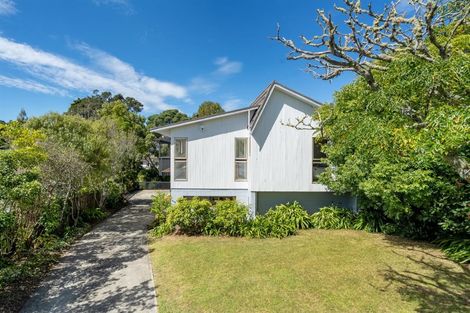 Photo of property in 154 Stapleford Crescent, Browns Bay, Auckland, 0630