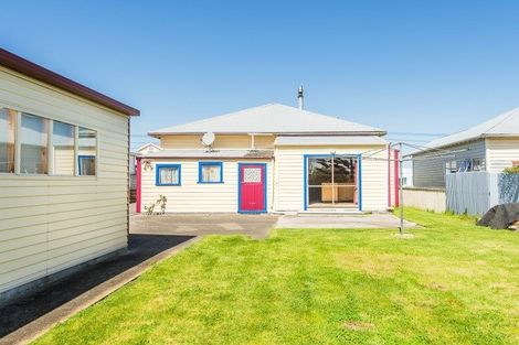 Photo of property in 36 Tawa Street, Gonville, Whanganui, 4501
