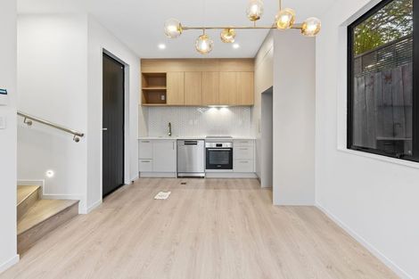 Photo of property in 29d Mirrabooka Avenue, Botany Downs, Auckland, 2010