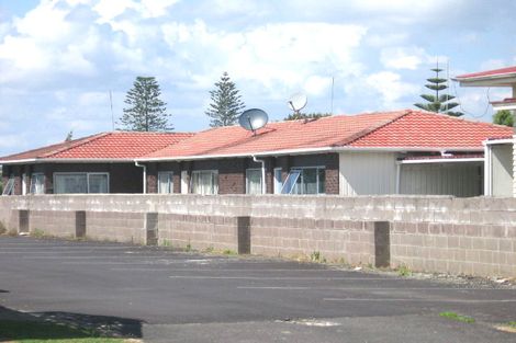 Photo of property in 2/37 Wattle Street, New Lynn, Auckland, 0600