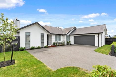 Photo of property in 4 Wallace Crescent, Prebbleton, 7604