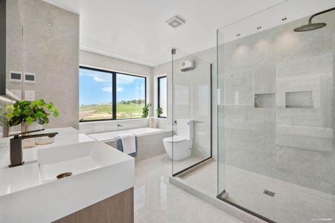 Photo of property in 57 Matangi View Drive, Orewa, 0931