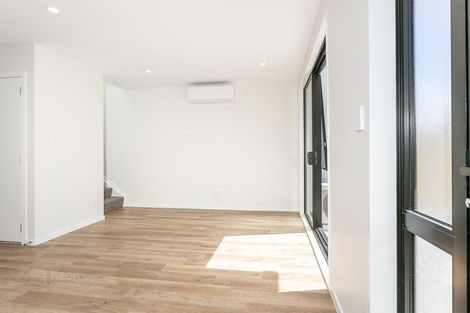 Photo of property in 13 Tokai Place, Glen Eden, 0602