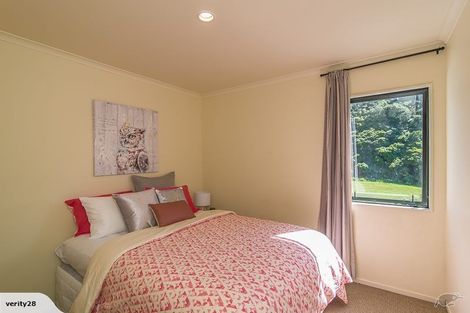 Photo of property in 3/19 Onslow Road, Khandallah, Wellington, 6035