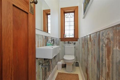 Photo of property in 25 Seatoun Heights Road, Miramar, Wellington, 6022