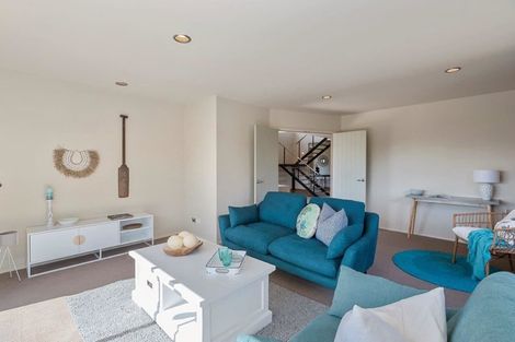 Photo of property in 17 Pine Ridge Terrace, Waikanae Beach, Waikanae, 5036