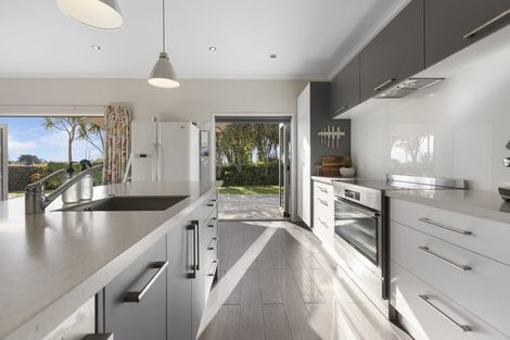 Photo of property in 75 Lepper Road, Inglewood, 4386