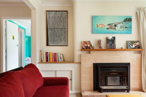 Photo of property in 8 Pitau Road, Mount Maunganui, 3116