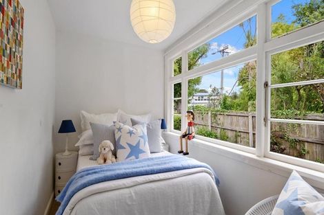 Photo of property in 65 Leinster Road, Merivale, Christchurch, 8014