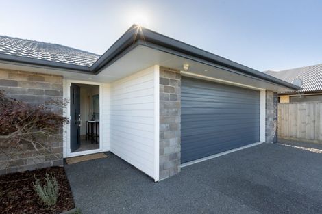 Photo of property in 56 Te Kio Crescent, Papamoa Beach, Papamoa, 3118