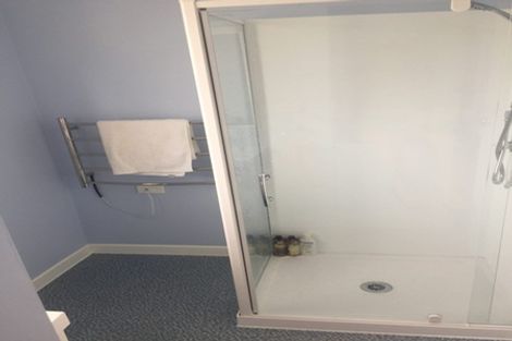 Photo of property in 38 Kelkirk Street, Kelston, Auckland, 0602