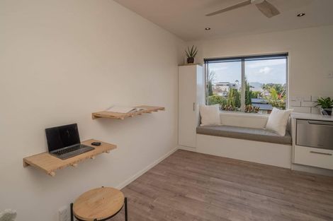 Photo of property in 1/72l Kitchener Road, Milford, Auckland, 0620
