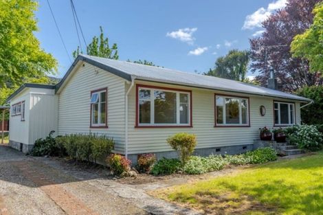 Photo of property in 27 Wakefield Street, Featherston, 5710