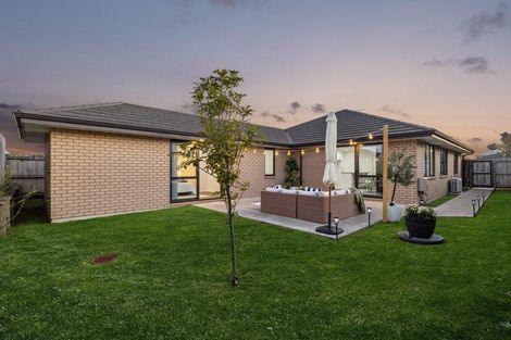 Photo of property in 26 Raki Street, Pukekohe, 2120