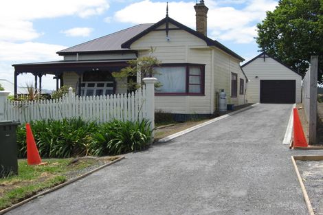 Photo of property in 198 Wellington Street, Pukekohe, 2120