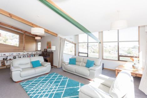 Photo of property in 2 Cambrian Close, Westmorland, Christchurch, 8025