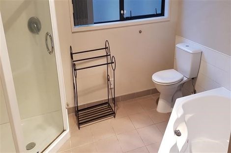 Photo of property in 103 Island Bay Road, Beach Haven, Auckland, 0626