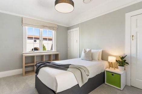 Photo of property in 28 Jubilee Avenue, Devonport, Auckland, 0624