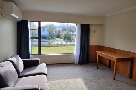 Photo of property in 6a Sutherland Street, Te Anau, 9600