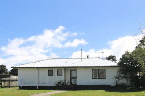 Photo of property in 19 Blake Road, Waitahanui, Taupo, 3378