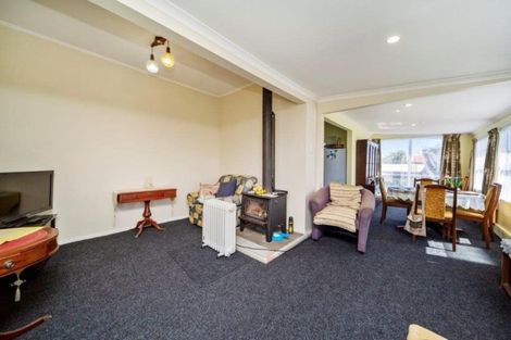 Photo of property in 55 Domett Street, Opunake, 4616