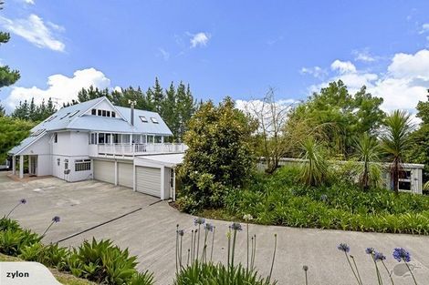 Photo of property in 3/496 Glenfield Road, Glenfield, Auckland, 0629