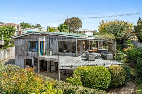 Photo of property in 1/16 Arran Road, Browns Bay, Auckland, 0630