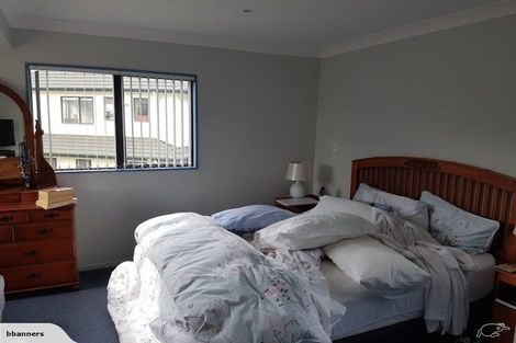 Photo of property in 30a Bowes Crescent, Strathmore Park, Wellington, 6022