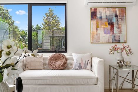 Photo of property in 133e Manuroa Road, Takanini, 2112