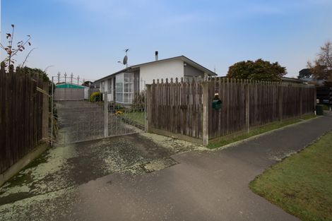 Photo of property in 27 Bayswater Crescent, Bromley, Christchurch, 8062