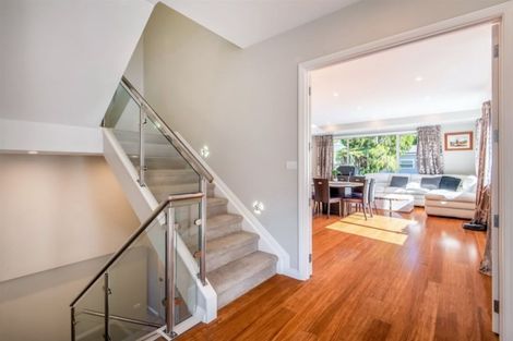 Photo of property in 21a Kenmure Avenue, Forrest Hill, Auckland, 0620