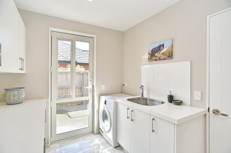 Photo of property in 28 Chesterfield Place, Rangiora, 7400