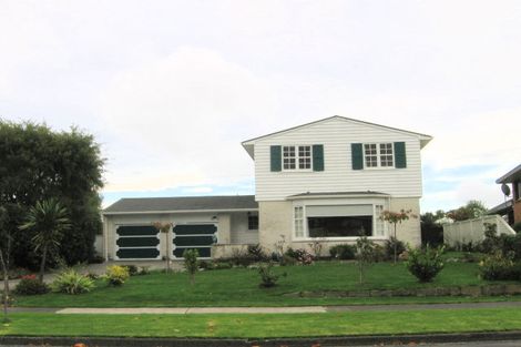 Photo of property in 12 Windsor Avenue, Waikanae, 5036