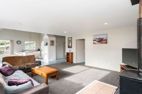 Photo of property in 12b Rinaldi Avenue, The Pines Beach, 7630