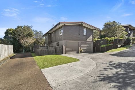Photo of property in 1/15 Billabong Place, Botany Downs, Auckland, 2010