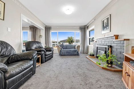 Photo of property in 13 Russell Avenue, Pukekohe, 2120