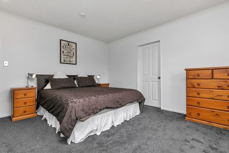 Photo of property in 2/108 Awaruku Road, Torbay, Auckland, 0630