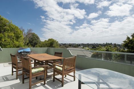 Photo of property in 108 Sutherland Road, Brookfield, Tauranga, 3110