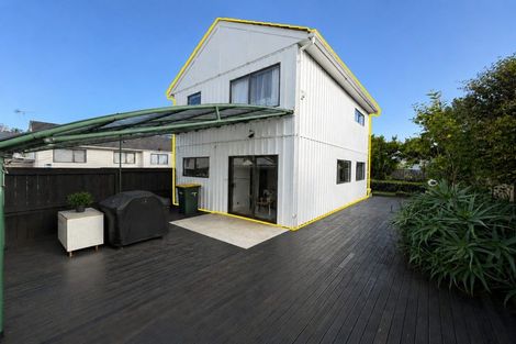 Photo of property in 1/15 Roseberry Avenue, Birkenhead, Auckland, 0626