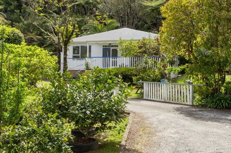 Photo of property in 59 Kamahi Street, Stokes Valley, Lower Hutt, 5019