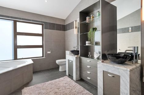 Photo of property in 23 Contour Avenue, Pyes Pa, Tauranga, 3112