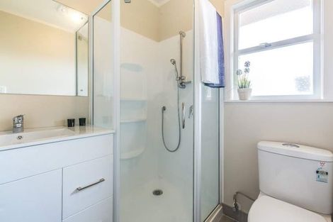 Photo of property in 215 Sunnynook Road, Wairau Valley, Auckland, 0627