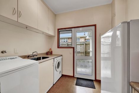 Photo of property in 32 Ngakoti Street, Urenui, 4375