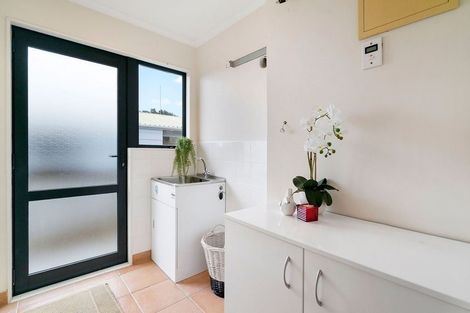 Photo of property in 17b East Avenue, Manly, Whangaparaoa, 0930