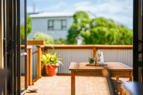 Photo of property in 175 Weggery Drive, Waikanae Beach, Waikanae, 5036