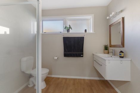 Photo of property in 27 Eatwell Avenue, Paraparaumu Beach, Paraparaumu, 5032