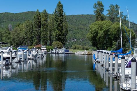 Photo of property in 18 The Fairways, Kinloch, Taupo, 3377