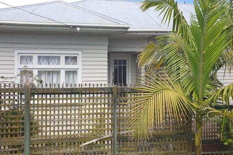 Photo of property in 18 Jasper Avenue, Mount Roskill, Auckland, 1041