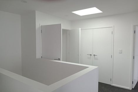 Photo of property in 216b Lake Road, Northcote, Auckland, 0627