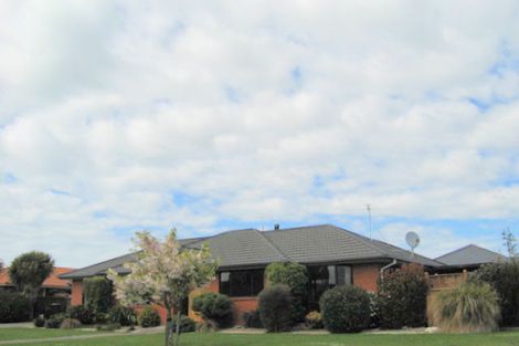 Photo of property in 33 Welsford Street, Woodend, 7610